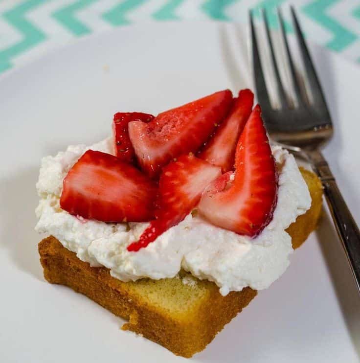 Easy Strawberry Shortcake Cake Recipe.