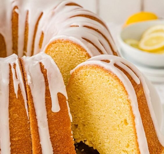 Lemon Pound Cake with Zesty Flavor