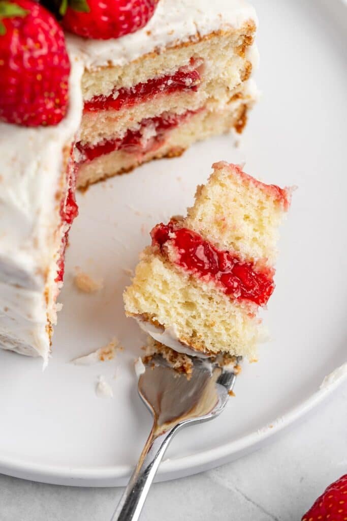 Cake with Strawberry Filling